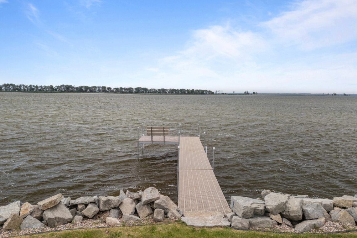 Lakefront Escape with Hot Tub & Firepit – Sleeps 7